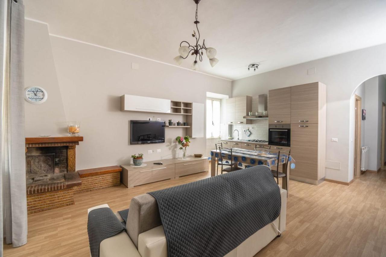 Appartement Casa Ilaria à Ladispoli Extérieur photo